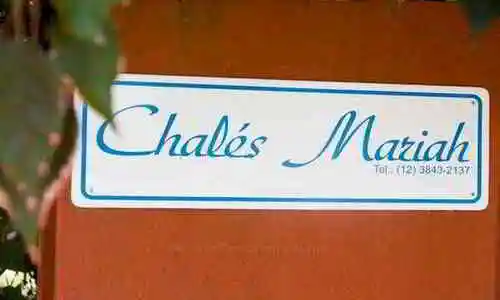 chales-mariah