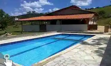 Chácara Marcolinos - Piscina, 3 quartos, 3 camas de casal, 2 banheiros, sala, cozinha, varanda, churrasqueira, campo de futebol, mesa de sinuca, mesa de totó, fogão industrial, freezer..