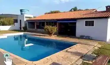 Chácara Morro Azul - Local agradavel, otimo espaço, lugar aconchegante, otimo para festas, 2 quartos, uma suite, cozinha, sala com TV, churrasqueira com fogão e forno a lenha, piscina..