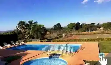 Sítio Mississipi - Aluguel finais de semana, feriados, festas, eventos, Playground, Vestiários externos, Salão de festas, Churrasqueira, acomodação de 25 pessoas, Suíte externa, Salão de Jogos, Quadra Poliesportiva, Piscina adulto e infantil, Cozinha externa com fogão industria..